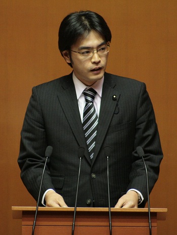 福岡県議会12月定例会。3回目の一般質問に立ちました。